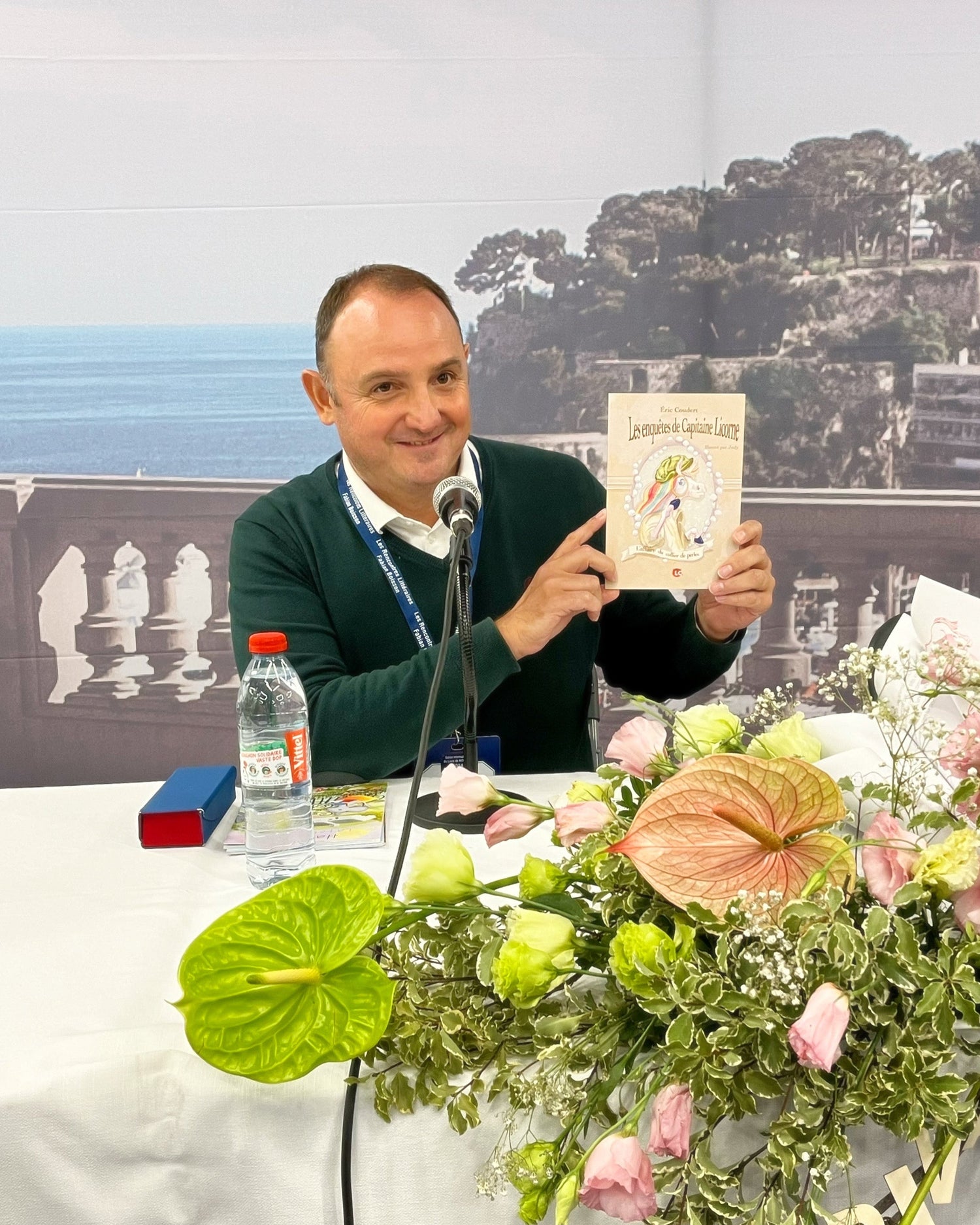 Eric Coudert au salon du livre de Monaco, disponible pour échanger avec ses lecteurs et répondre aux questions via la page Contact.